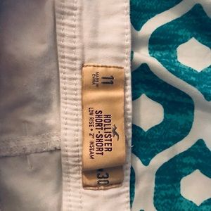 Hollister tan shorts